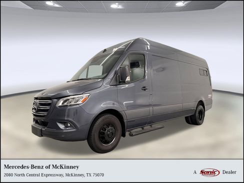 Used 2022 Mercedes-Benz Sprinter 3500 image 1