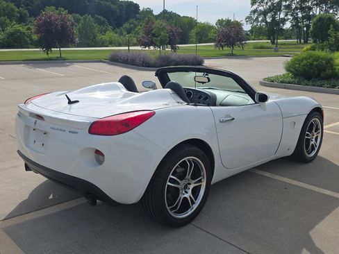 Used 2007 Pontiac Solstice GXP w/ Premium Package RWD image 5