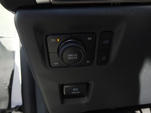 New 2025 Ford Expedition Max Platinum w/ Stealth Appearance Package image 22