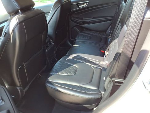 Used 2024 Ford Edge Titanium AWD/4WD image 11