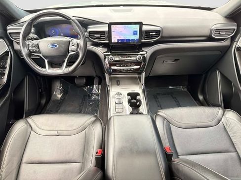 Used 2022 Ford Explorer ST w/ Equipment Group 401A AWD/4WD image 16