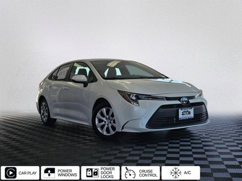 Used 2024 Toyota Corolla LE FWD image 1