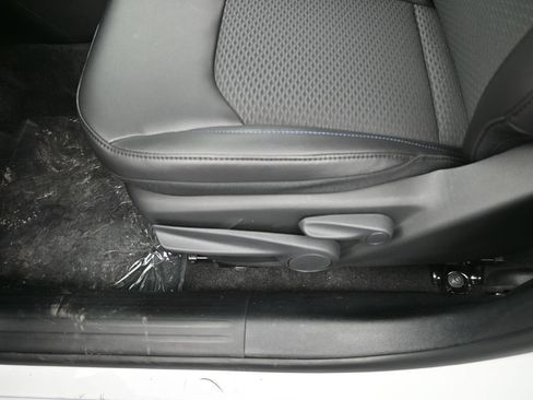 New 2026 Jeep Compass Latitude image 15