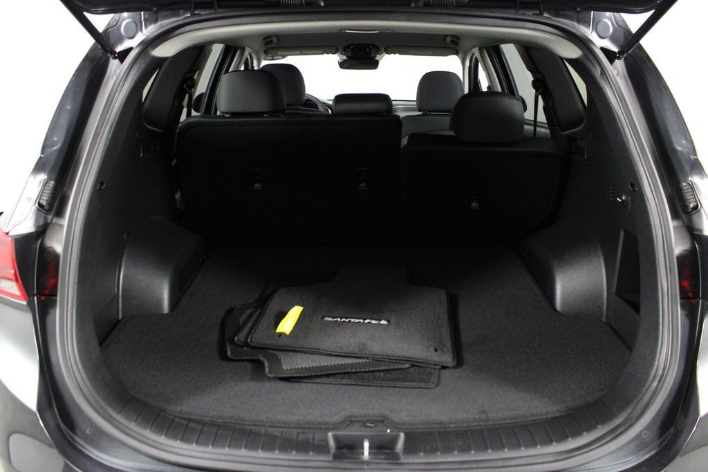 Certified 2023 Hyundai Santa Fe SE FWD image 18