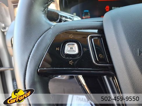 Used 2024 Lincoln Corsair Reserve w/ Jet Appearance Package image 22