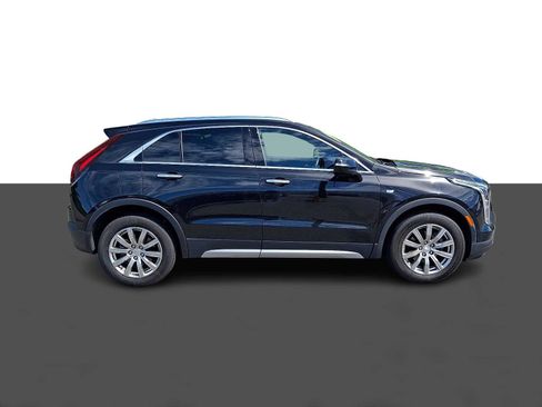 Certified 2023 Cadillac XT4 Premium Luxury AWD/4WD image 7