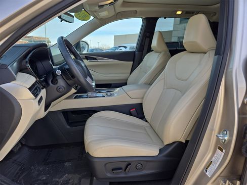 Certified 2024 INFINITI QX60 Luxe w/ Vision Package image 10