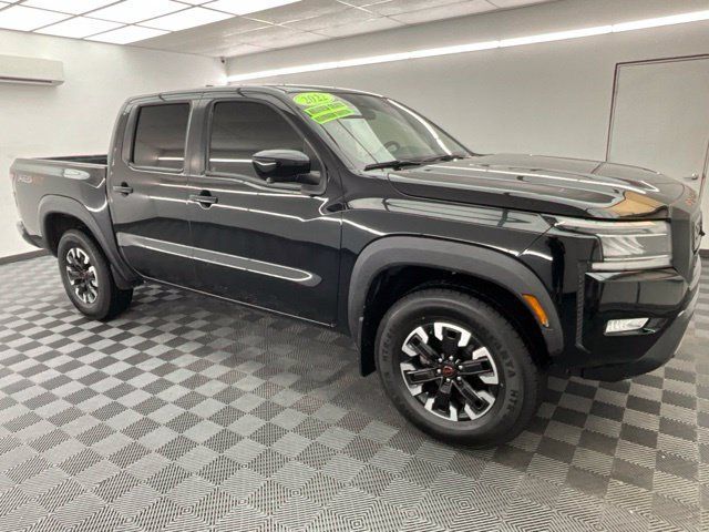 Used 2022 Nissan Frontier PRO-4X AWD/4WD image 2