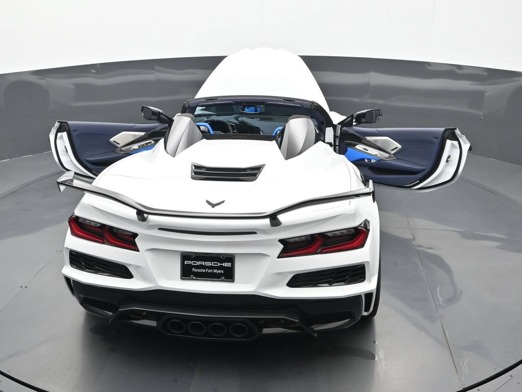 Used 2024 Chevrolet Corvette Z06 w/ Z07 Performance Package RWD image 22
