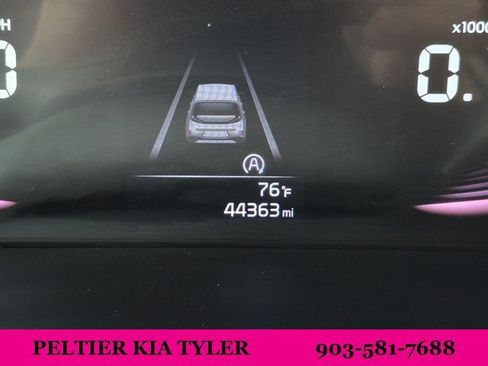 Certified 2024 Kia Soul LX w/ Option Group 015 FWD image 29