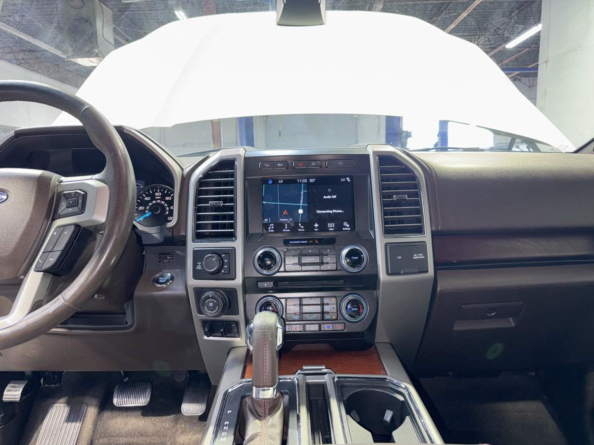 Used 2017 Ford F150 King Ranch w/ Equipment Group 601A Luxury AWD/4WD image 20