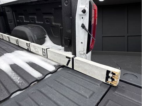 Used 2024 GMC Sierra 1500 AT4 w/ Technology Package image 15