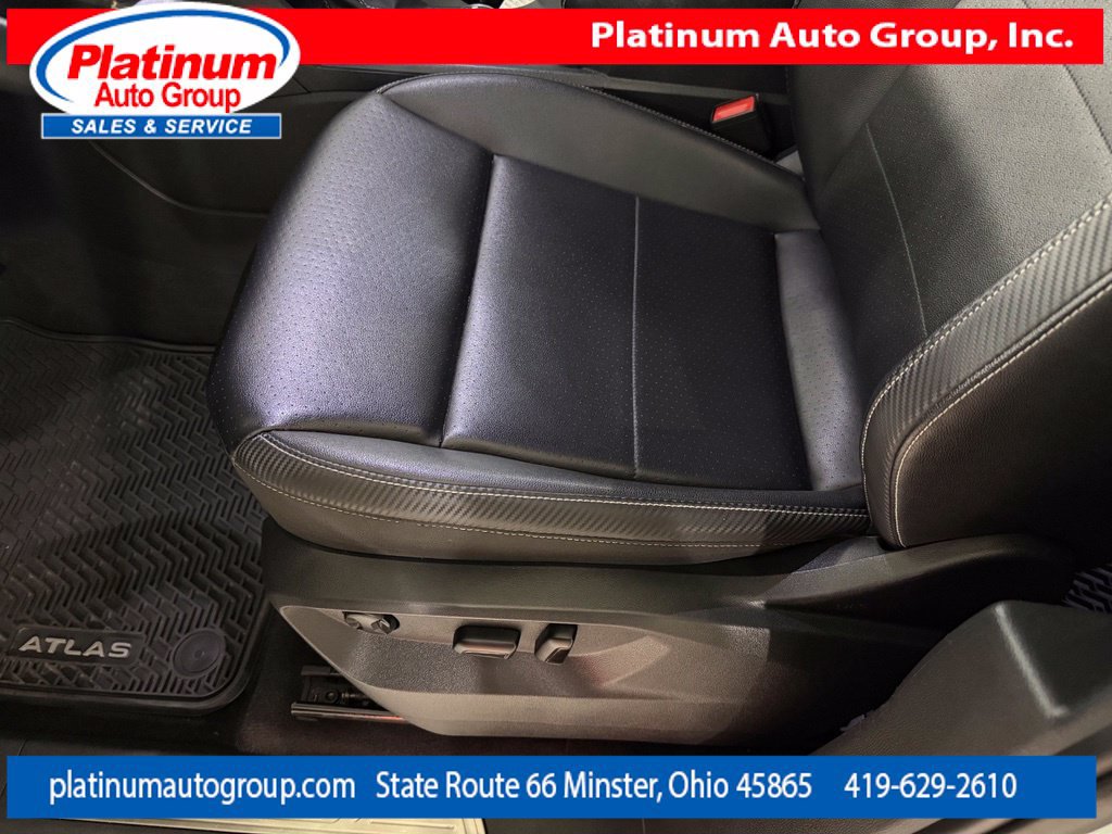 Used 2021 Volkswagen Atlas Cross Sport SE AWD/4WD image 12