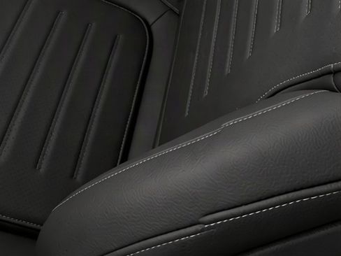 Used 2024 Mercedes-Benz GLC 300 4MATIC image 26