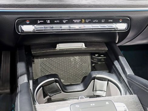 Used 2020 Mercedes-Benz GLS 450 4MATIC image 28