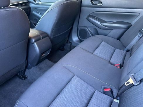 Used 2025 Nissan Altima 2.5 SV image 26