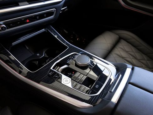 Certified 2024 BMW X5 sDrive40i w/ M Sport Package image 19