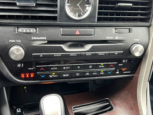 Used 2022 Lexus RX 450h AWD w/ Premium Package image 21