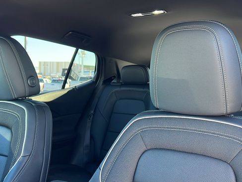 New 2026 Chevrolet Equinox EV LT image 18