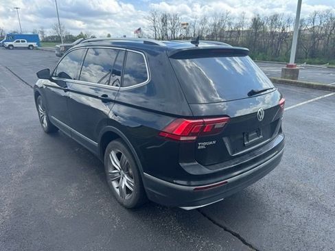 Used 2018 Volkswagen Tiguan SEL Premium w/ 3rd Row Seat Package image 5