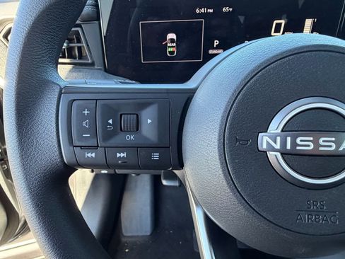 Certified 2025 Nissan Kicks SV image 29