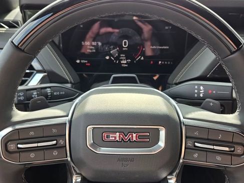 New 2026 GMC Yukon Elevation RWD image 32