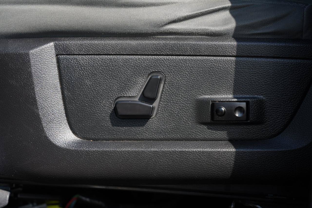 Used 2015 RAM 1500 Big Horn AWD/4WD image 24
