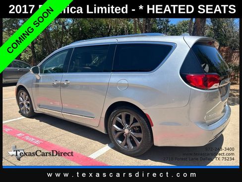 Used 2017 Chrysler Pacifica Limited FWD image 6
