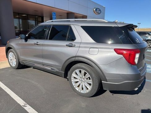 Certified 2022 Ford Explorer Limited w/ Equipment Group 301A image 5
