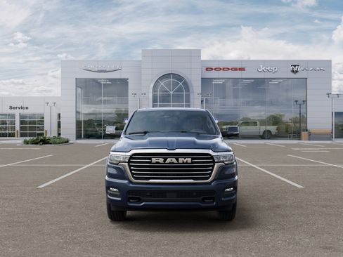 New 2026 RAM 1500 Laramie AWD/4WD image 32