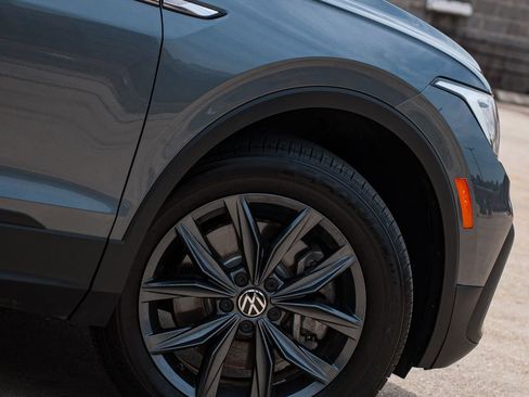 Certified 2023 Volkswagen Tiguan SE AWD/4WD image 7