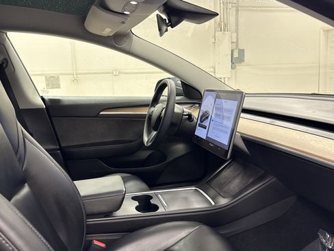 Used 2023 Tesla Model 3 Standard Range image 20