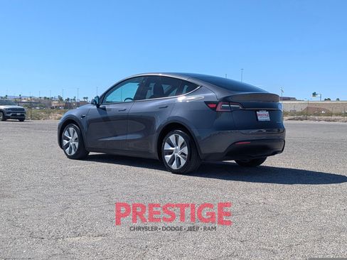 Used 2020 Tesla Model Y Long Range AWD/4WD image 14