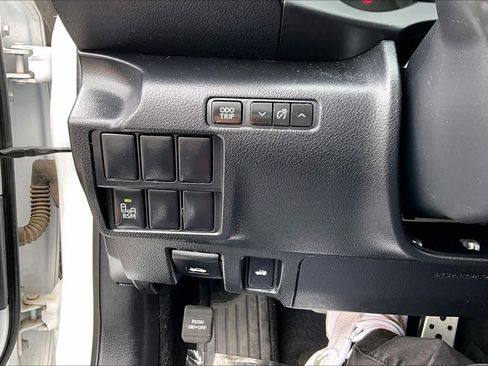 Used 2015 Lexus IS 200t AWD w/ Navigation System Package image 33