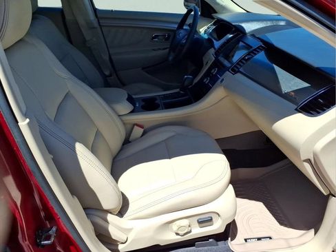 Used 2018 Ford Taurus SEL w/ Equipment Group 201A FWD image 12