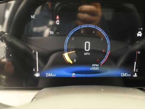 Used 2026 Chevrolet Trax LT image 12