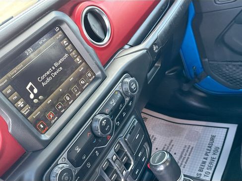 Used 2020 Jeep Gladiator Rubicon image 26