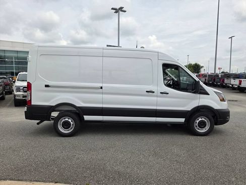 New 2026 Ford Transit 250 148 Medium Roof RWD image 38