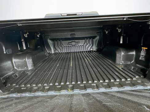 Used 2021 Chevrolet Silverado 1500 LT Trail Boss w/ Convenience Package II image 29