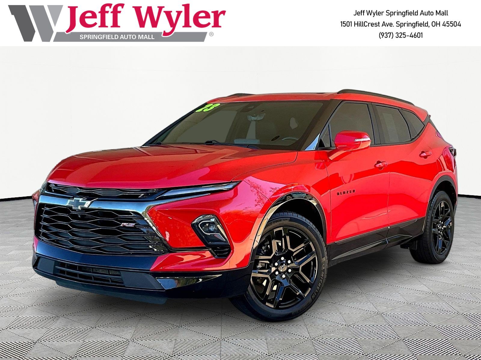 Used 2023 Chevrolet Blazer RS w/ Driver Confidence II Package FWD image 1