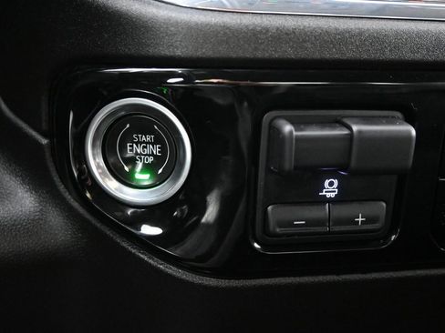 Used 2024 Chevrolet Silverado 1500 RST w/ Redline Edition image 30