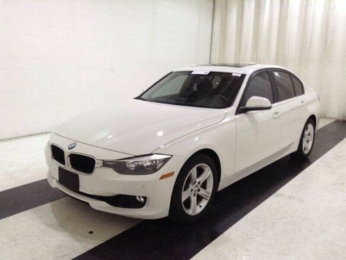 Used 2013 BMW 328i Sedan RWD image 2