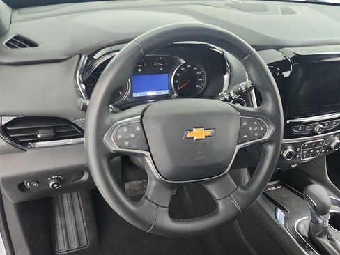 Certified 2023 Chevrolet Traverse LT FWD image 18