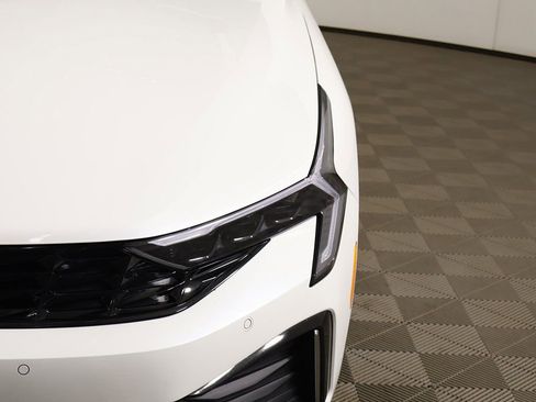 Used 2025 Kia K5 LXS image 12