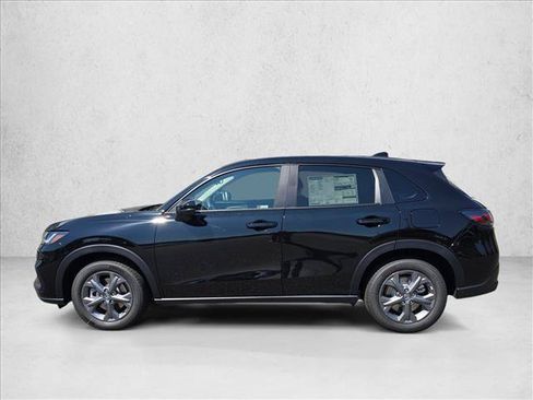 New 2027 Honda HR-V LX image 2