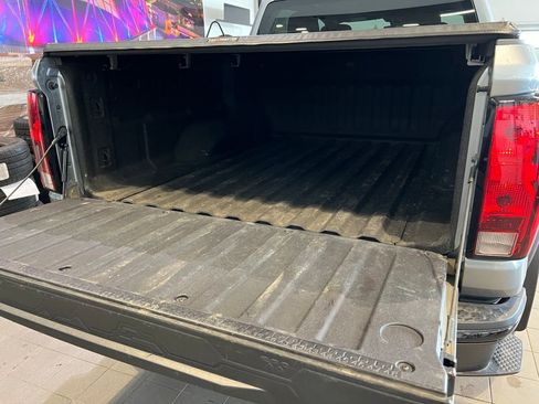 Used 2023 Chevrolet Colorado Trail Boss AWD/4WD image 10