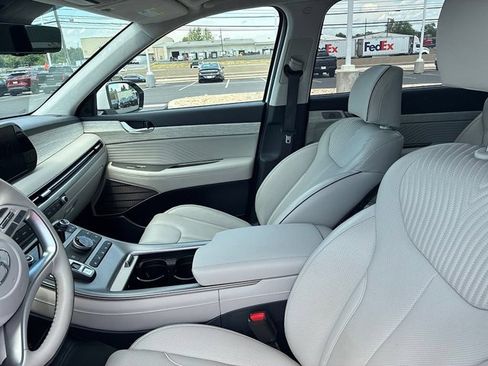 Used 2023 Hyundai Palisade Calligraphy w/ Winter Package AWD/4WD image 24