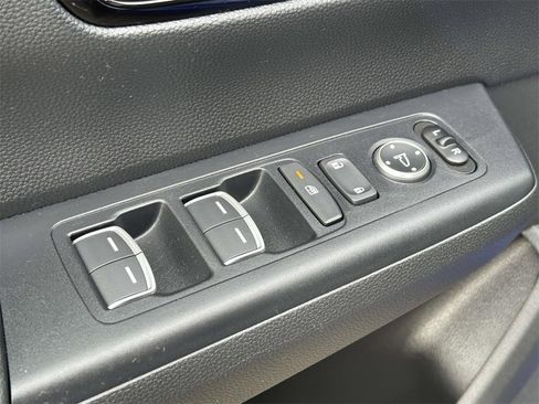 Used 2024 Honda CR-V EX-L image 15