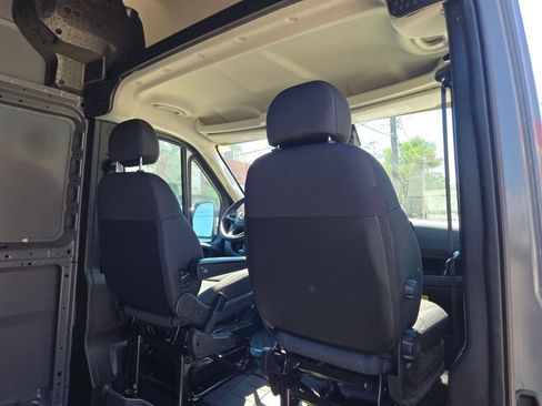 New 2026 RAM ProMaster 3500 w/ Premium Convenience Group FWD image 16