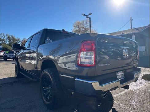 Used 2019 RAM 1500 Big Horn image 5